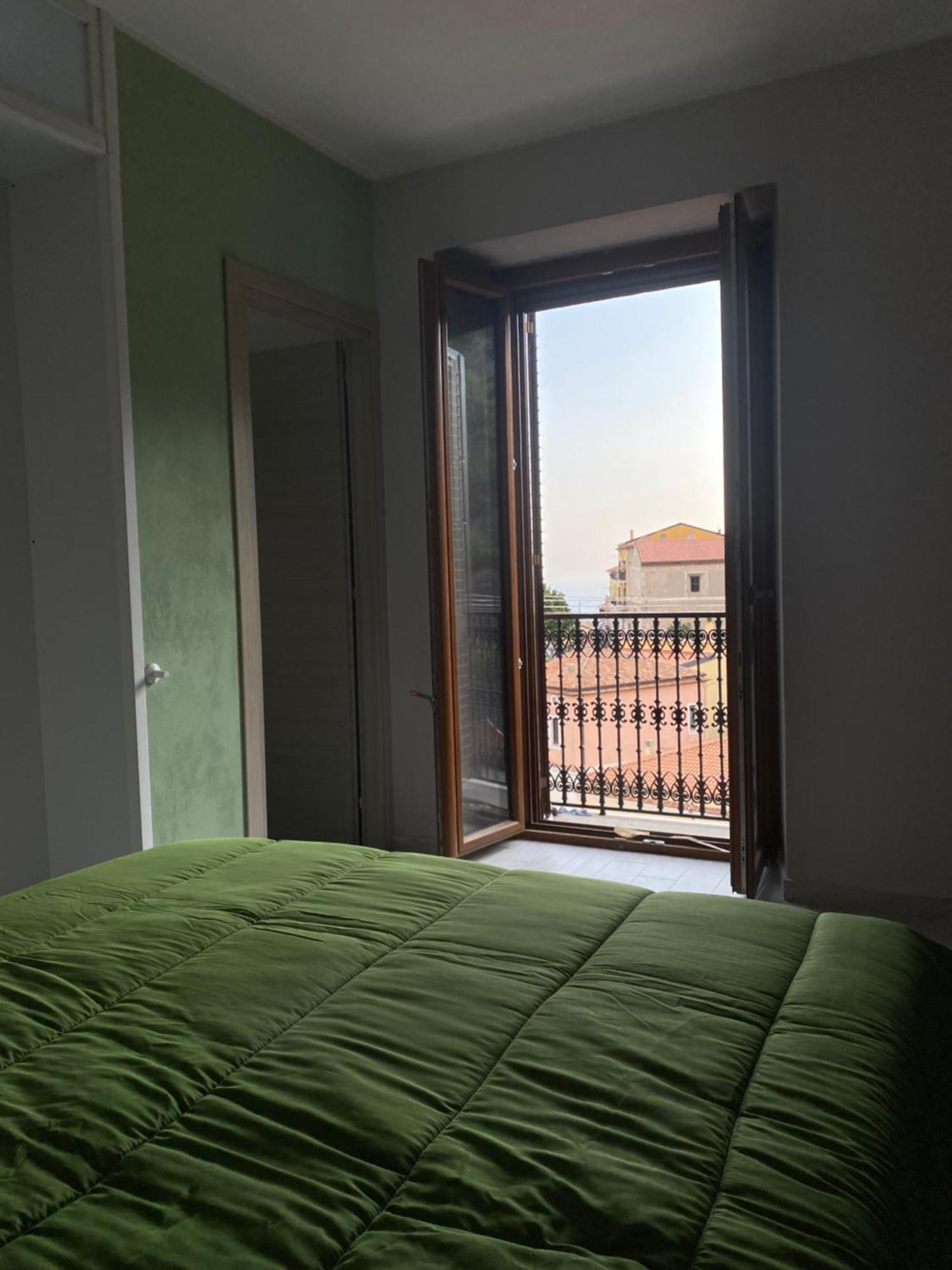 Отель La Terrazza Nel Borgo Тортора Экстерьер фото